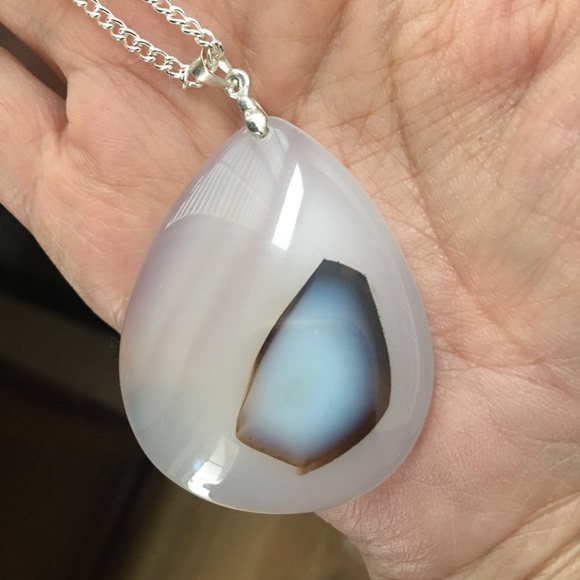 Vintage Jewelry - Scenic dendritic agate pendant 925 plated chain
